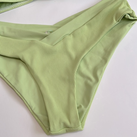 L*space Womens Green Beachwear Swimwear Bikini Set Small - Picture 3 of 10